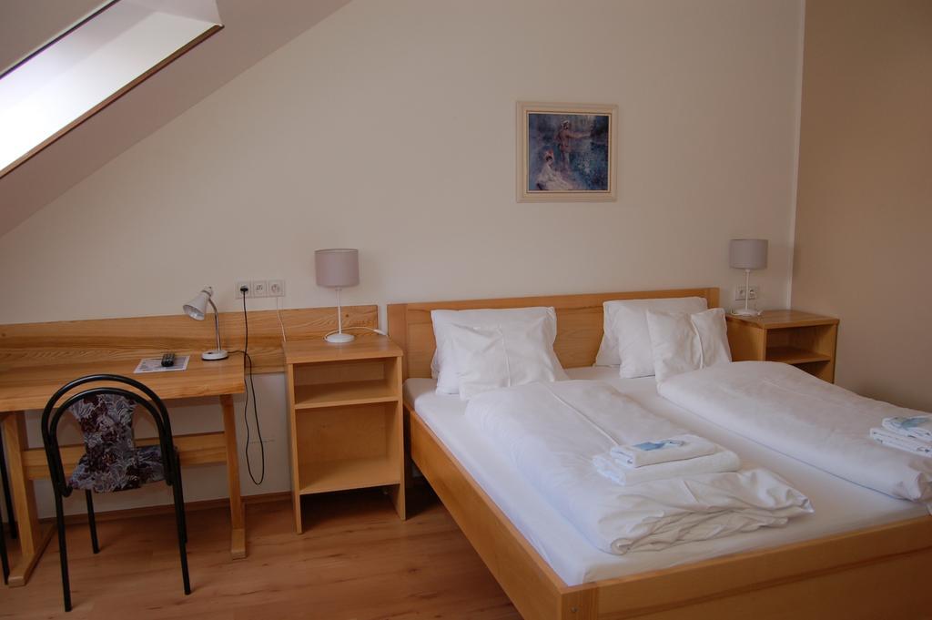 Penzion Markus Frymburk nad Vltavou Exterior foto